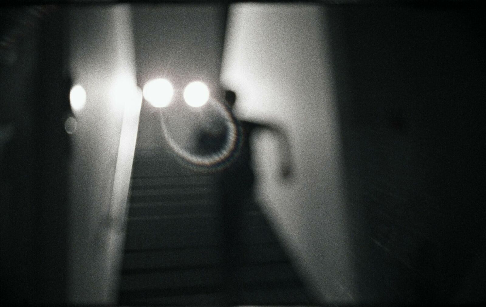 Galeriebild des Projekts Wasting, Sinking, Dazzling, Floating