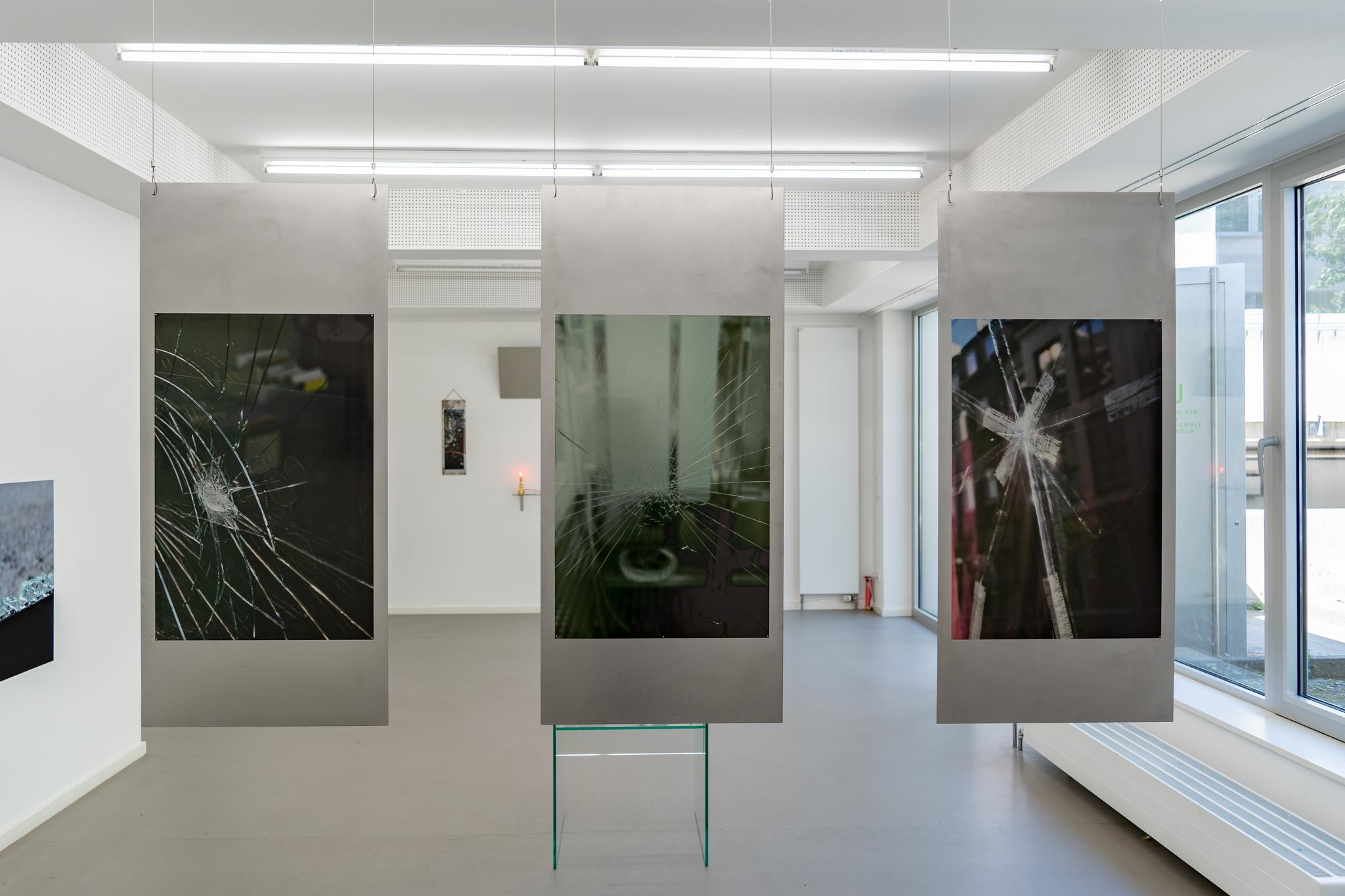 Galeriebild des Projekts Pass by Me, Penetrate Me, Destroy Me