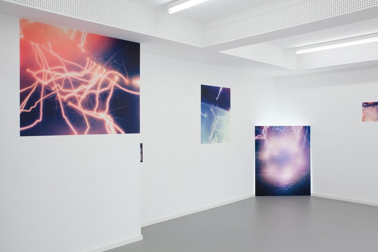 Titelbild des Projekts Authority Can Appear As A Cosmic Nebula 