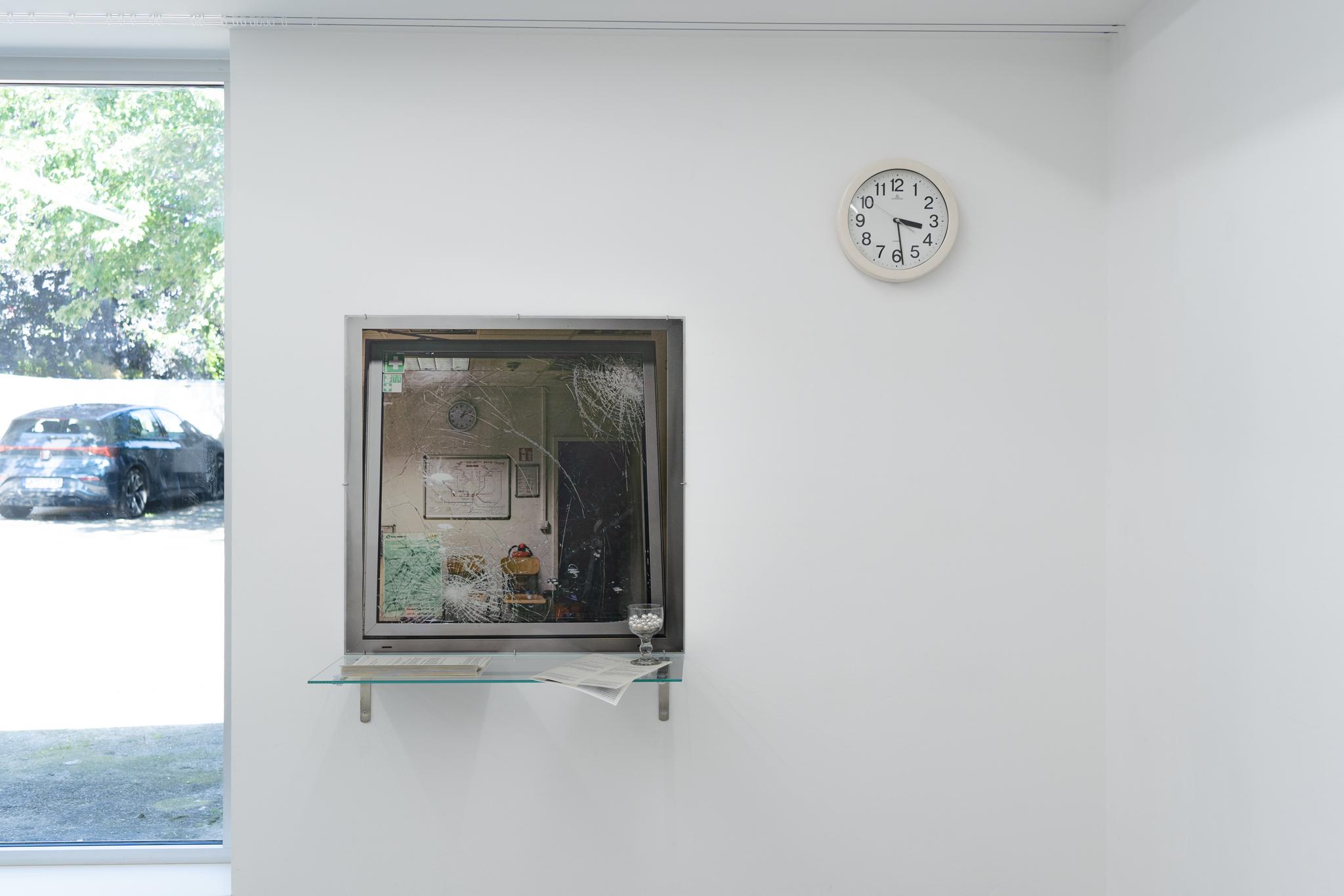Pass by Me, Penetrate Me, Destroy Me Galeriebild des Projekts Pass by Me, Penetrate Me, Destroy Me