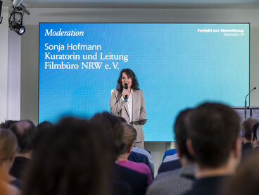 Moderatorin Sonja Hofmann