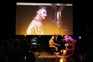 Galeriebild des Projekts Love & Labour