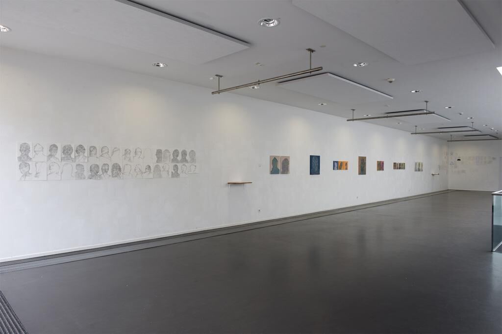 Galeriebild des Projekts Familiar strangers