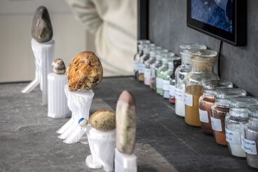 Galeriebild des Projekts Steine in den Medien