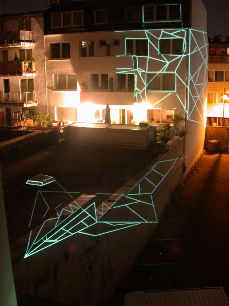Titelbild des Projekts Primitive geometric architecture