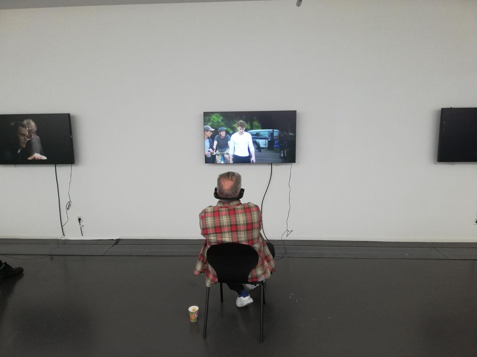 Titelbild des Projekts 120 Zaubertricks die ohne Witz Lachen erzeugen 1