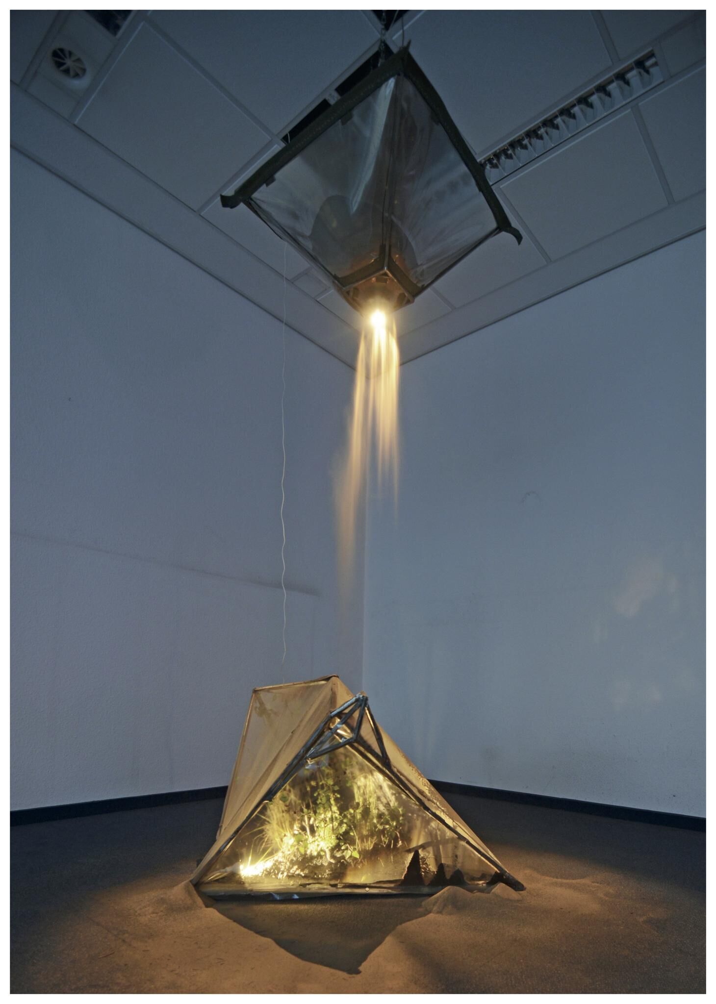 Galeriebild des Projekts FALSE SPRING