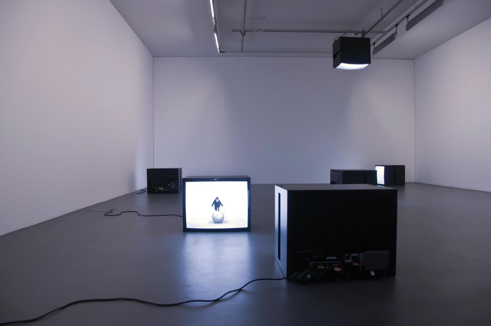 Galeriebild des Projekts And then nothing turned itself inside-out