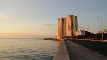 Titelbild des Projekts 12 y Malecón, Habana