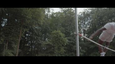 Filmstill aus „Thomas der Hochspringer”