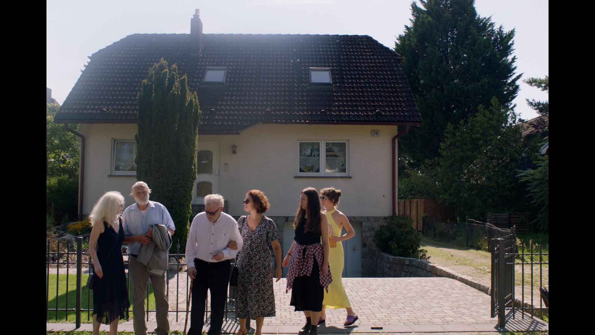 Galeriebild des Projekts KEINE STADT, KEIN DORF