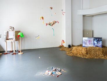 Claude Wear, HumanBird / Lea Dinger, New Compost Here