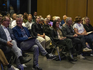 Eröffnung und Festprogramm in der Aula