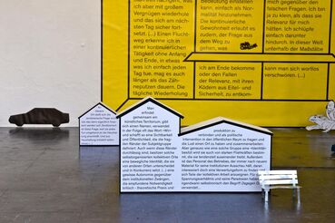 Flyer „Treffpunkte und Haltestellen” Kritik, Kunstmarkt, Zusammenarbeit