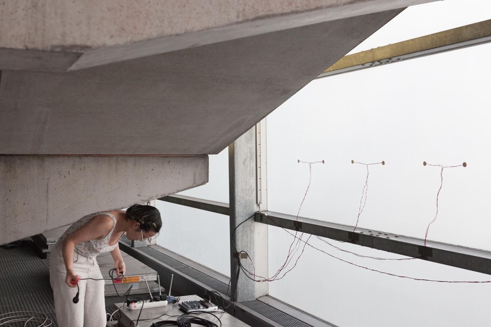 Galeriebild des Projekts Overloading/Overloaded: Touch Me Softly