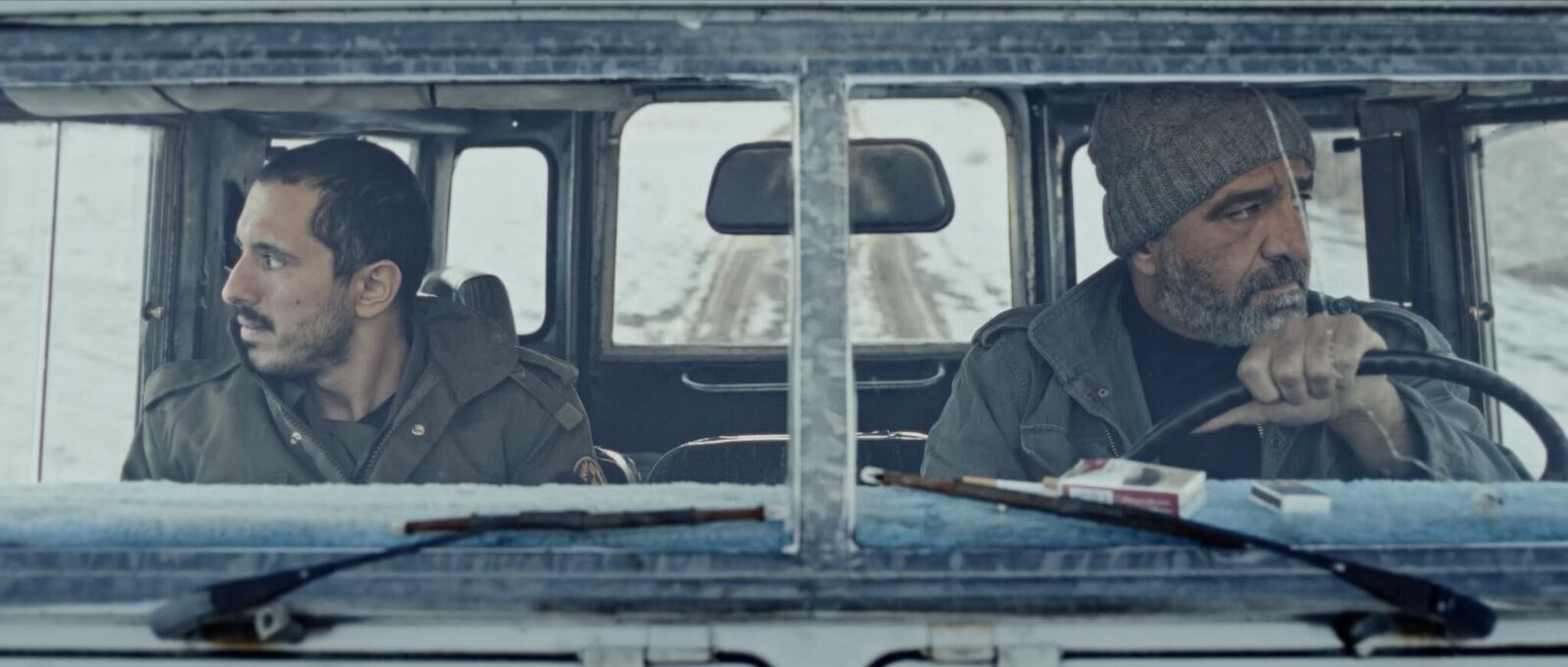 Galeriebild des Projekts همه چیز درباره یک آشنای مشترک