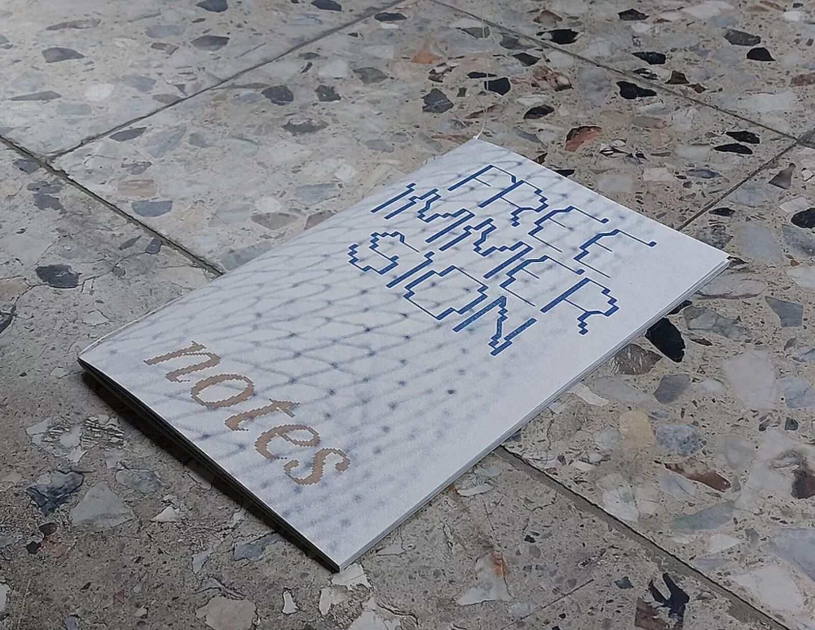 Galeriebild des Projekts free immersion notes - publication