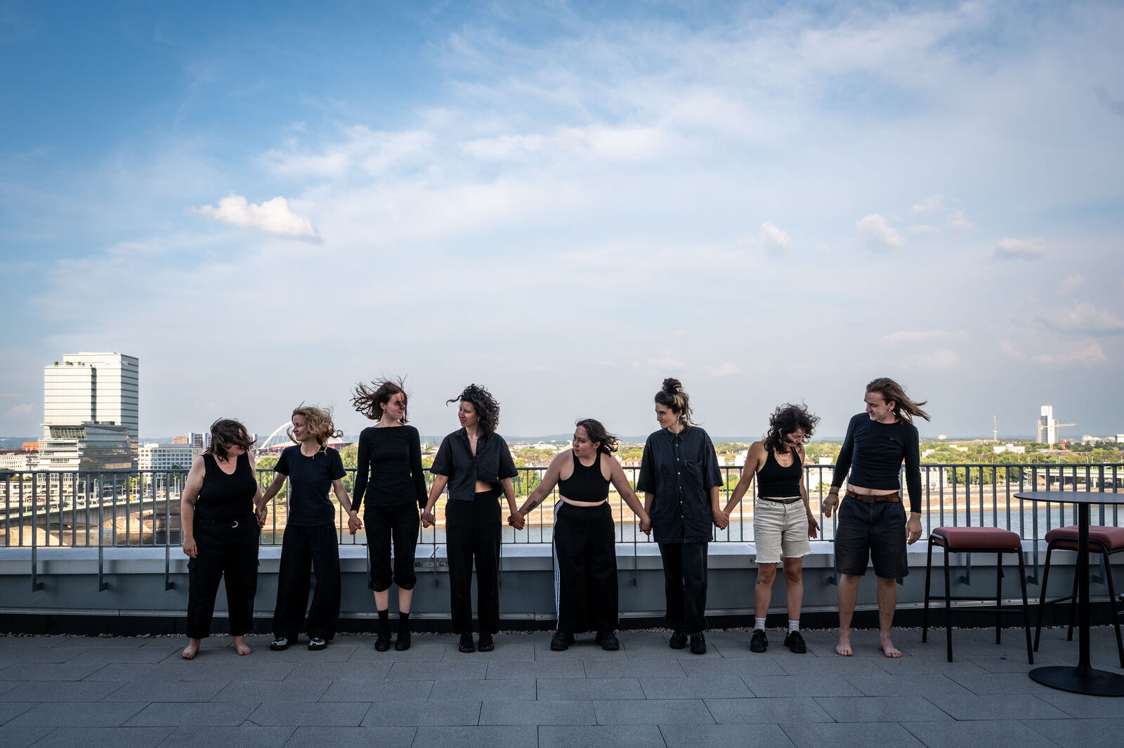 Raika Er – TO HOLD WHAT BREAKS (Diplom), Performance