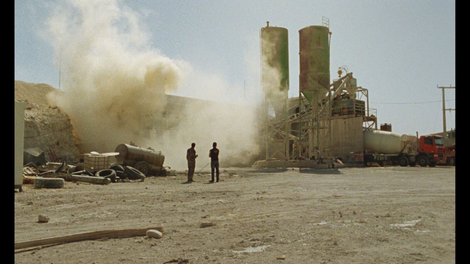 Galeriebild des Projekts The Red Sea Makes Me Wanna Cry