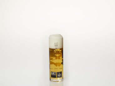 Glas, entworfen von Sissy Schneider