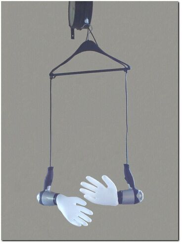 Galeriebild des Projekts 8 Ω LESS – Klangkunst ohne Lautsprecher