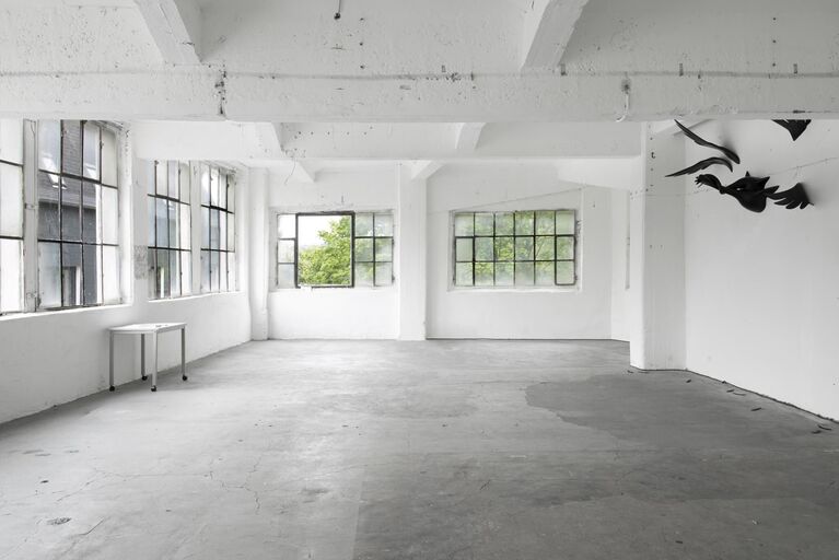 Titelbild des Projekts Dazzling White Imprints of Proximity