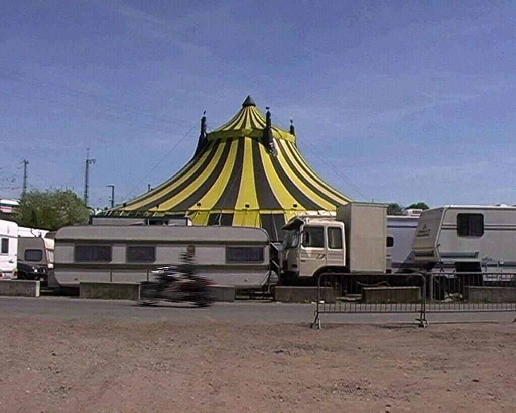 Galeriebild des Projekts Capriolen, die Kinder vom Zirkus Flic Flac