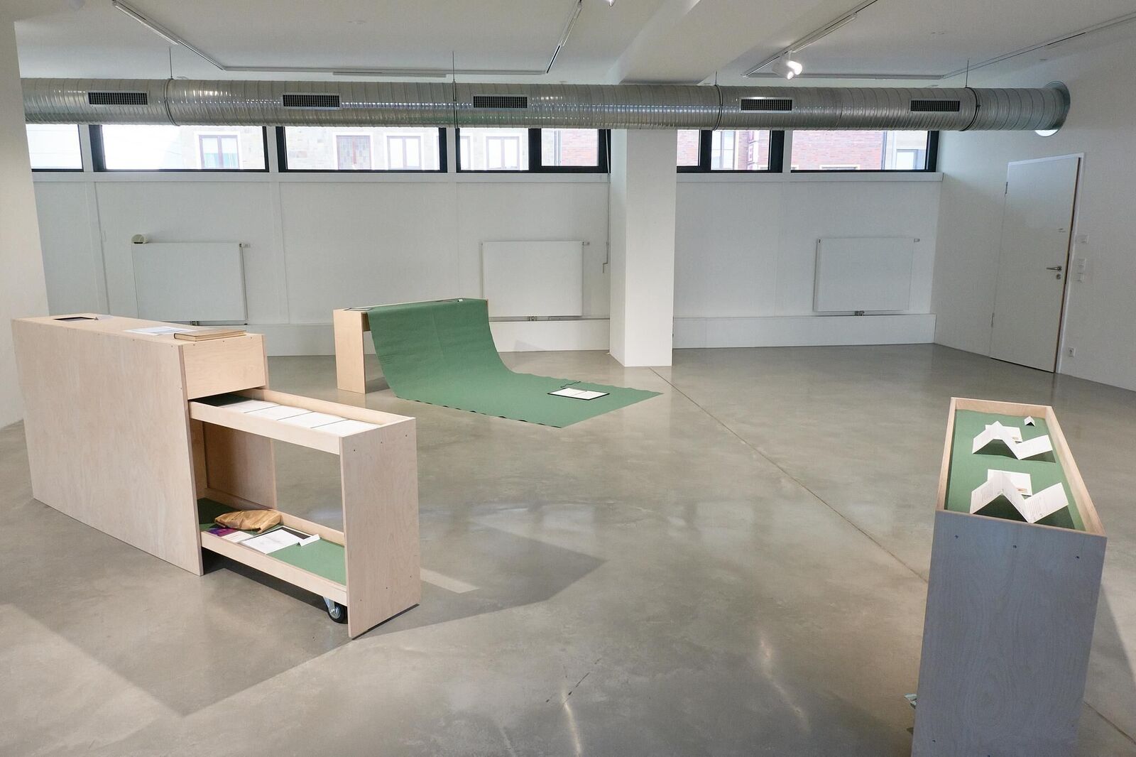 Titelbild des Projekts Archives & Butterflies