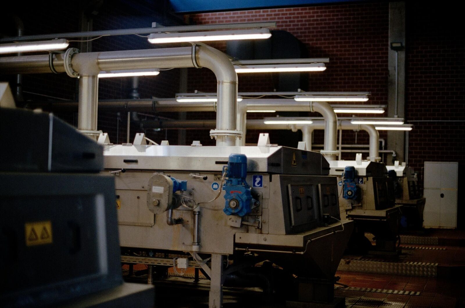 Galeriebild des Projekts It Is the Water Flowing that Makes the Sound