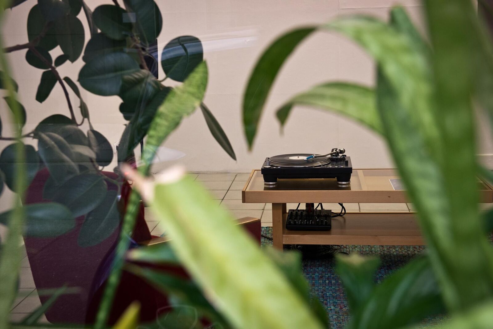 Matjö, Ausstellung, Schallplattenspieler, zurhören