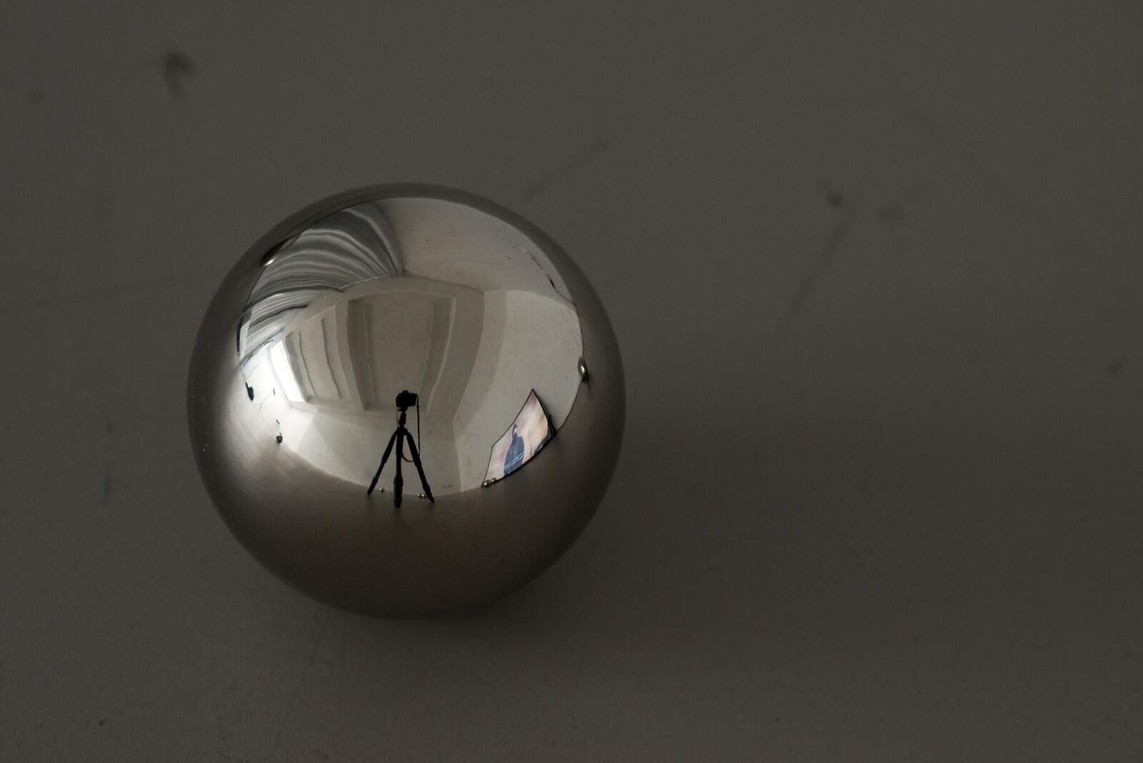 Galeriebild des Projekts To Look Is To Die