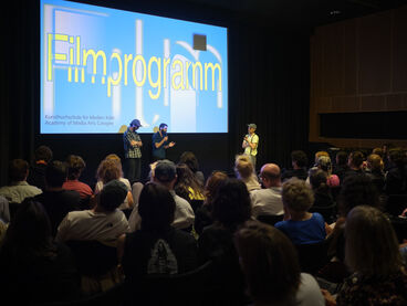 Filmgespräch "Estahbes" Filmgespräch "Estahbes"