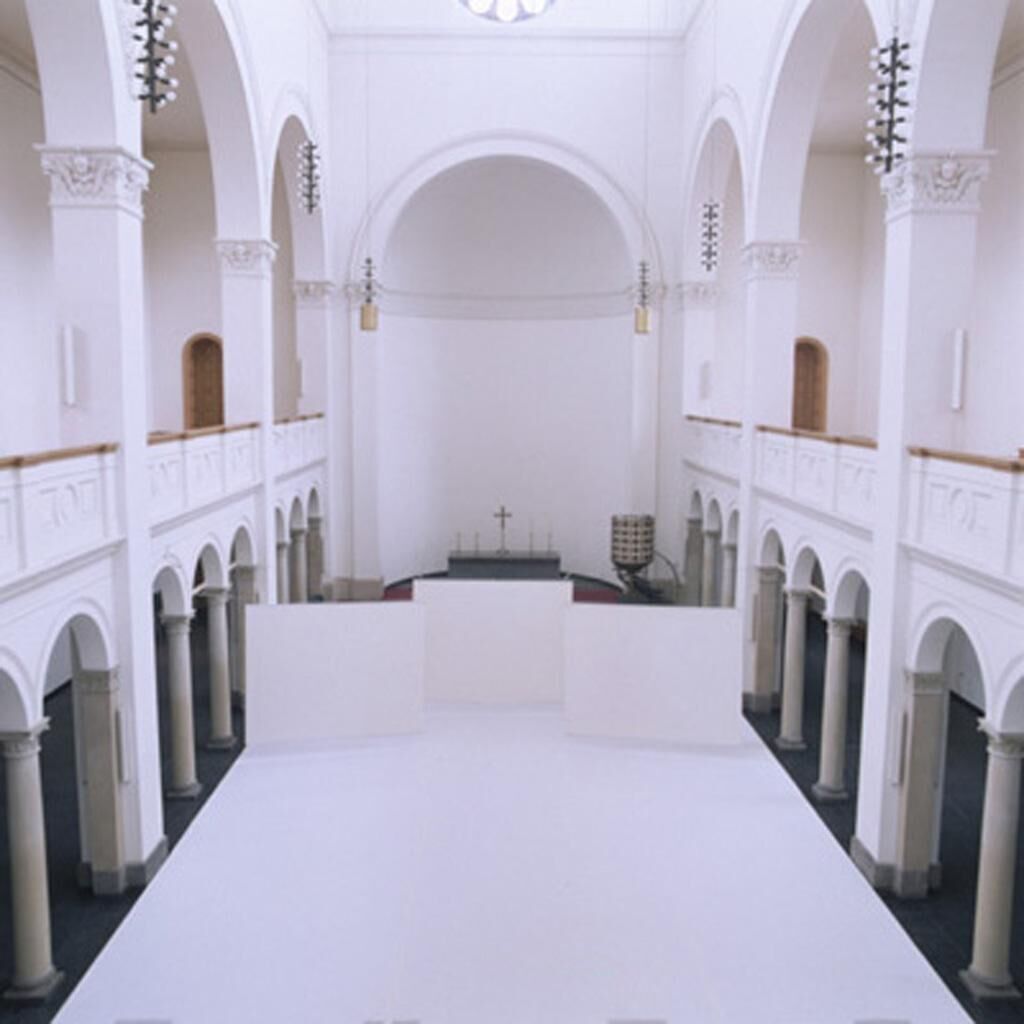 Galeriebild des Projekts Noch Weiss Schon Weiss – Zwischen Dunkel und Licht